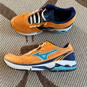 Mizuno Orange and Teal Athletic Running Sneakers